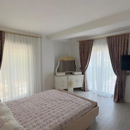 Ustatahir Kemer